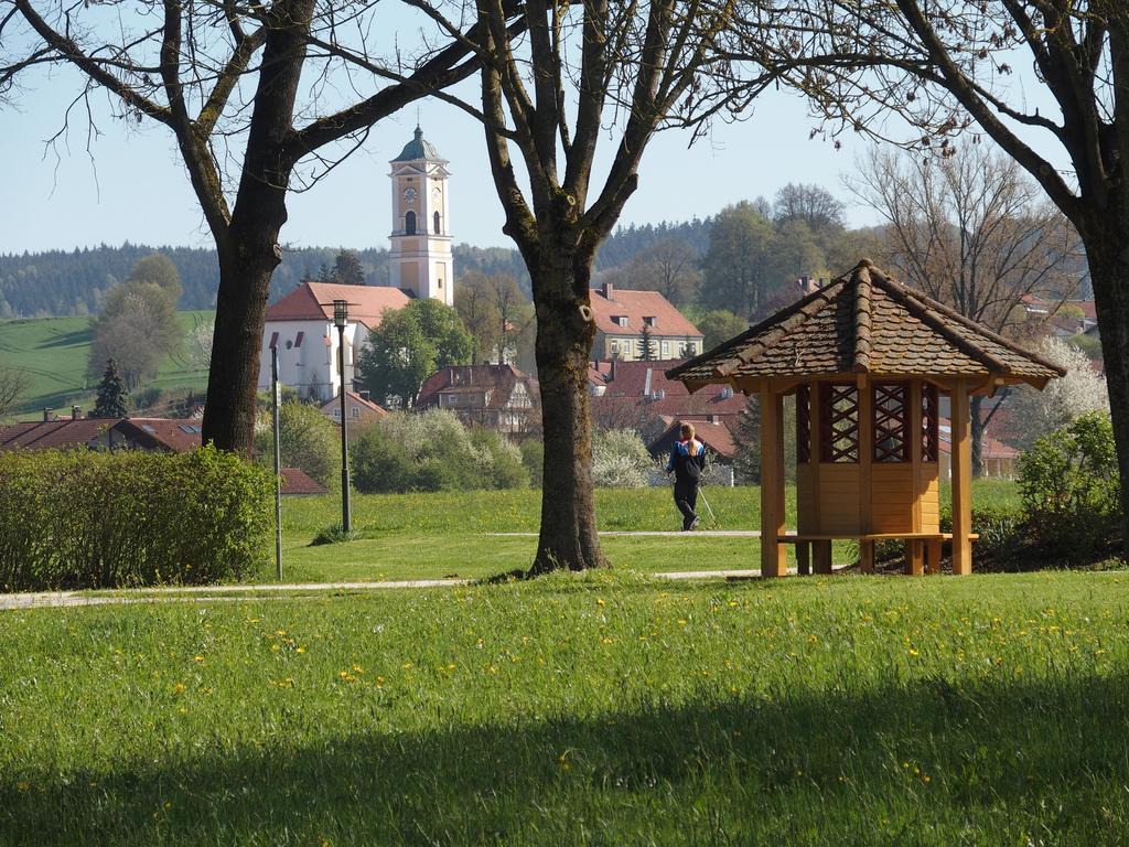 Hotel An Der Brunnader - Ihr Zuhause Im Rottal บัดเบียร์นบาค ภายนอก รูปภาพ